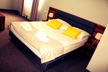 Фото номера Апартаменты Отель Hotel Klondaik Corner г. Варка 6