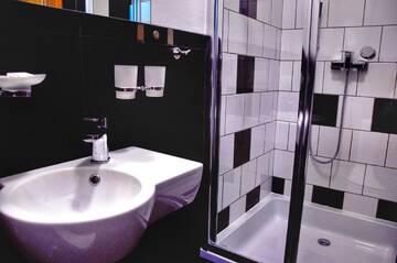 Фото номера Одноместный номер Отель Hotel Klondaik Corner г. Варка 3